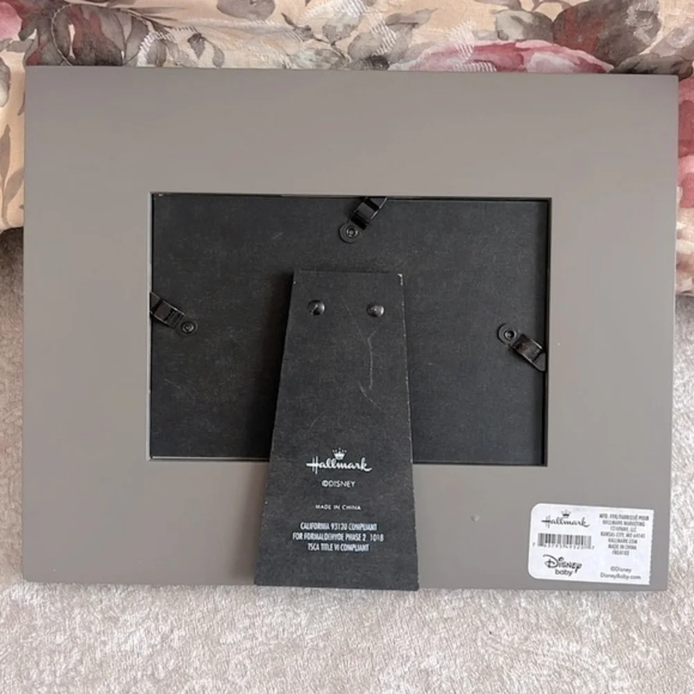 Brand New Hallmark Disney Baby “Natural Beauty” Bambi Picture Frame 4”x6” Photo